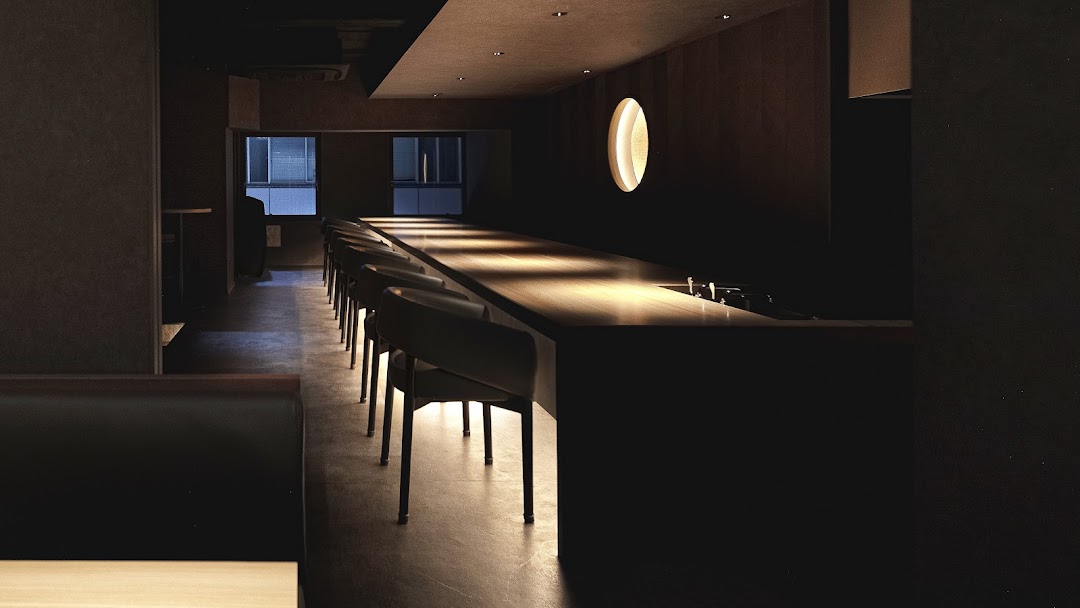 WineBar Pluribus