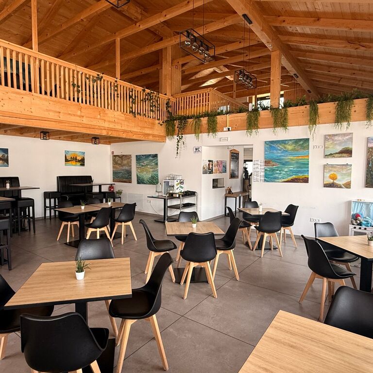 Tavči Kuhna X Ayatana deli