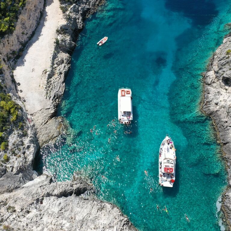 Porto Vromi Maries Cruises & Fun
