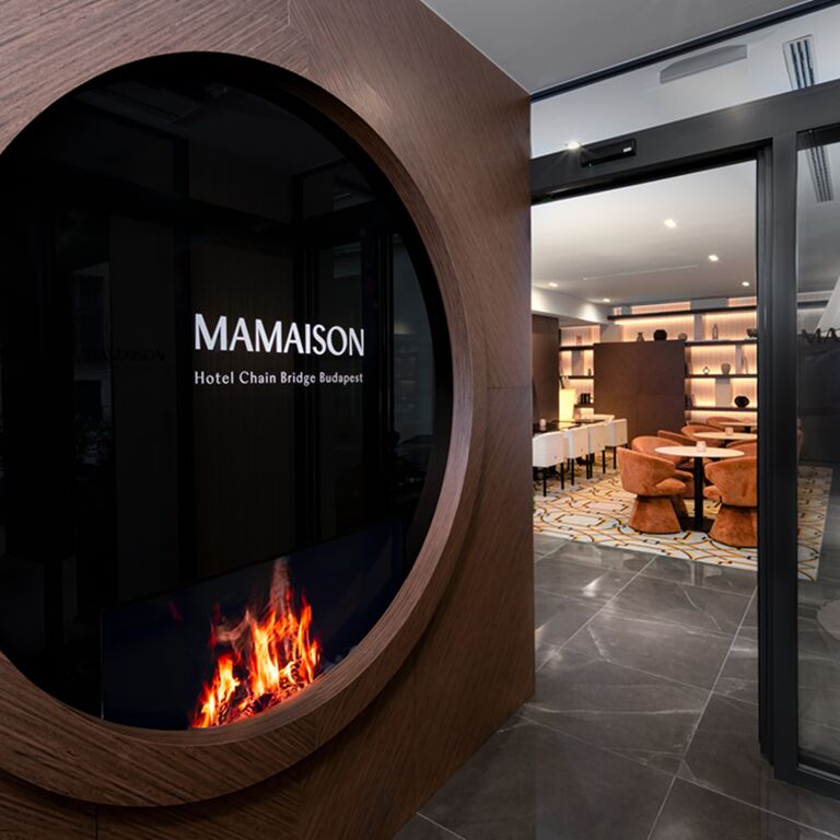 Mamaison Hotel Chain Bridge