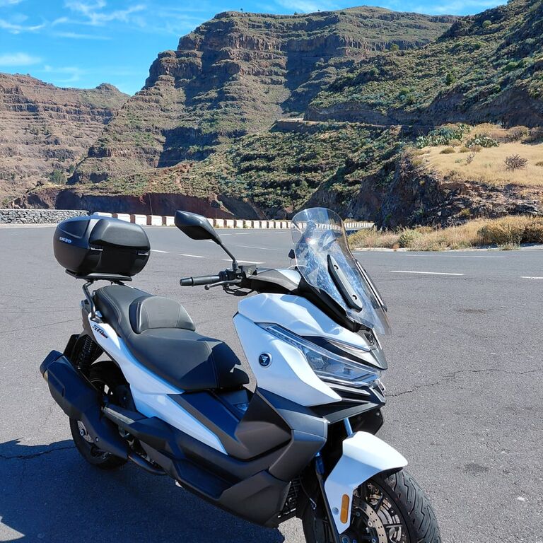 RENT A MOTO TOPACIO