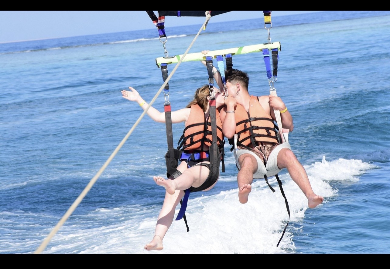 Parasailing Ride in Hurgada single&double with private Transfer