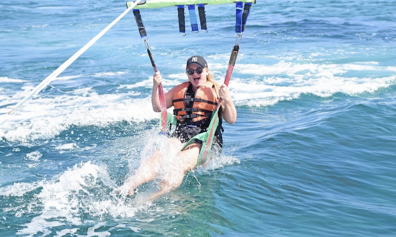 Parasailing Ride in Hurgada single&double with private Transfer