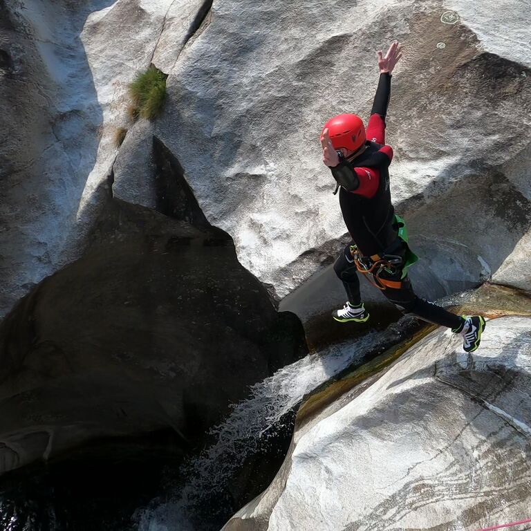 Ticino Outdoor - Canyoning Adventures