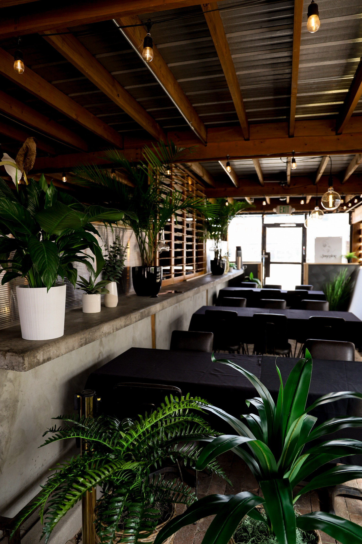 The Jasmine Bar