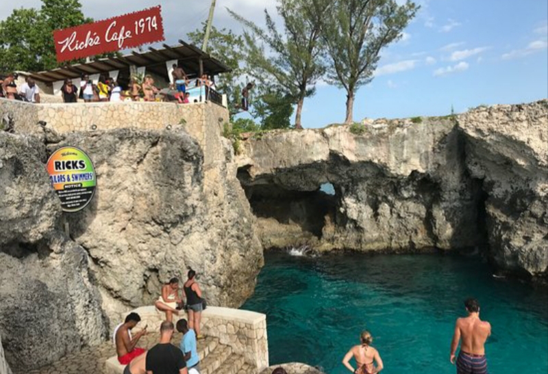 Island comfort tours