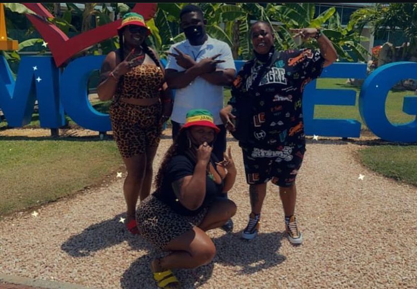 waynes transfers and tours