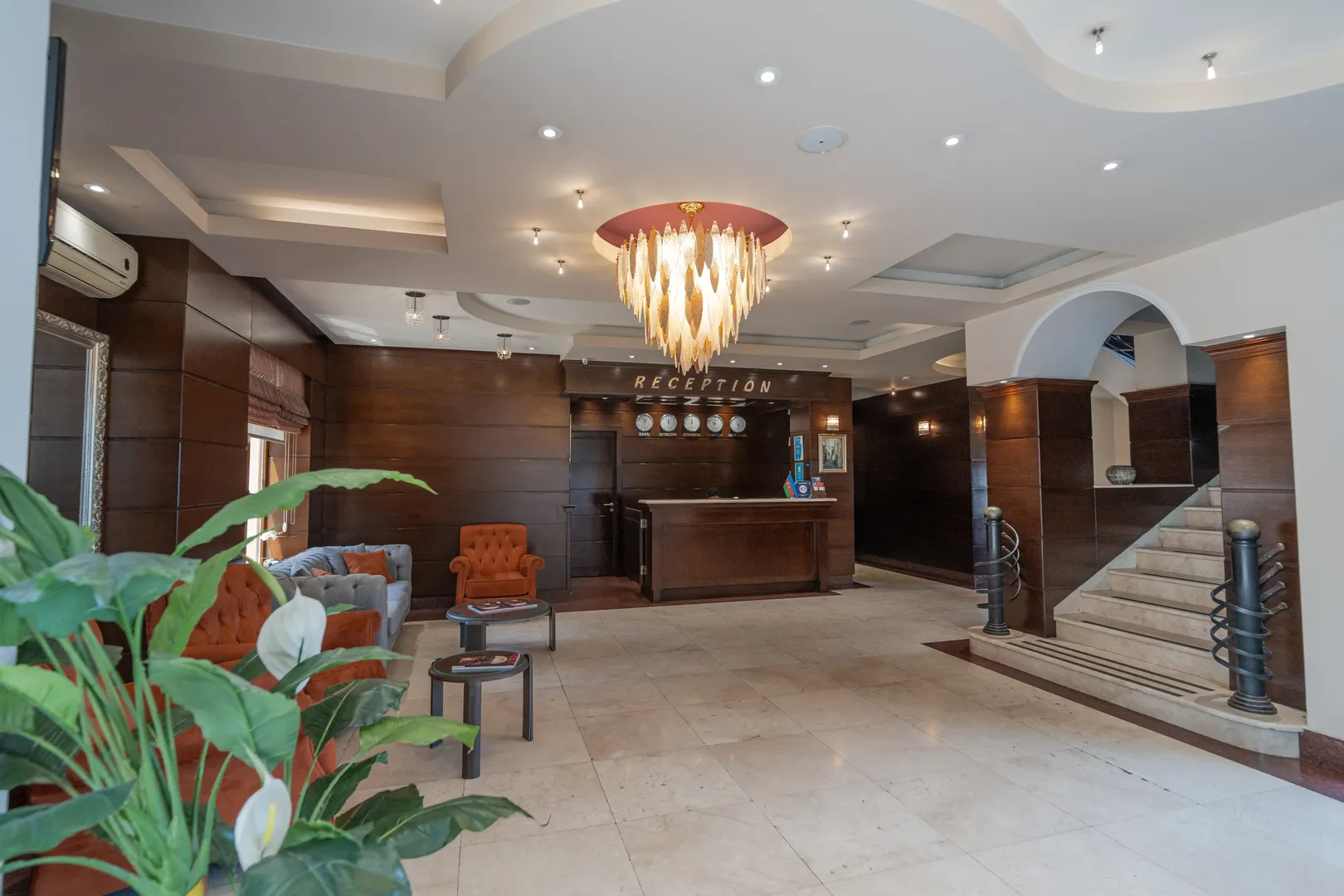 Riviera Hotel