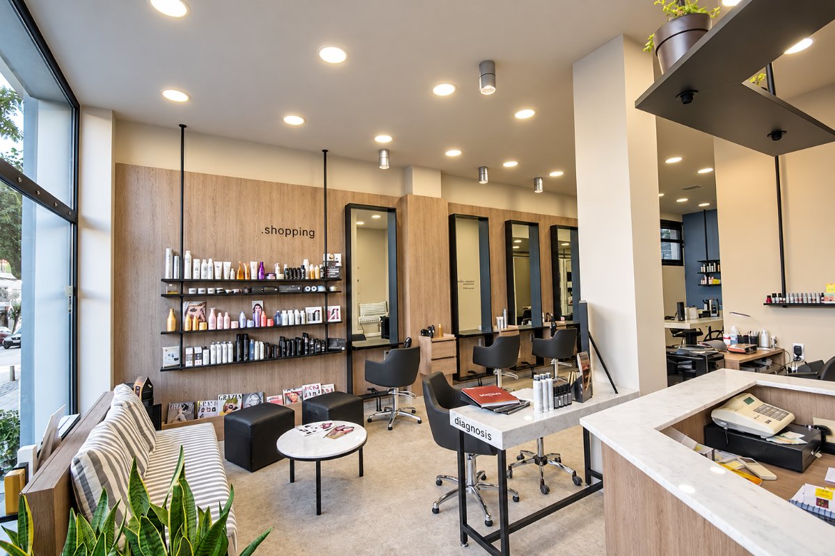 YANNI VENETI hair and more