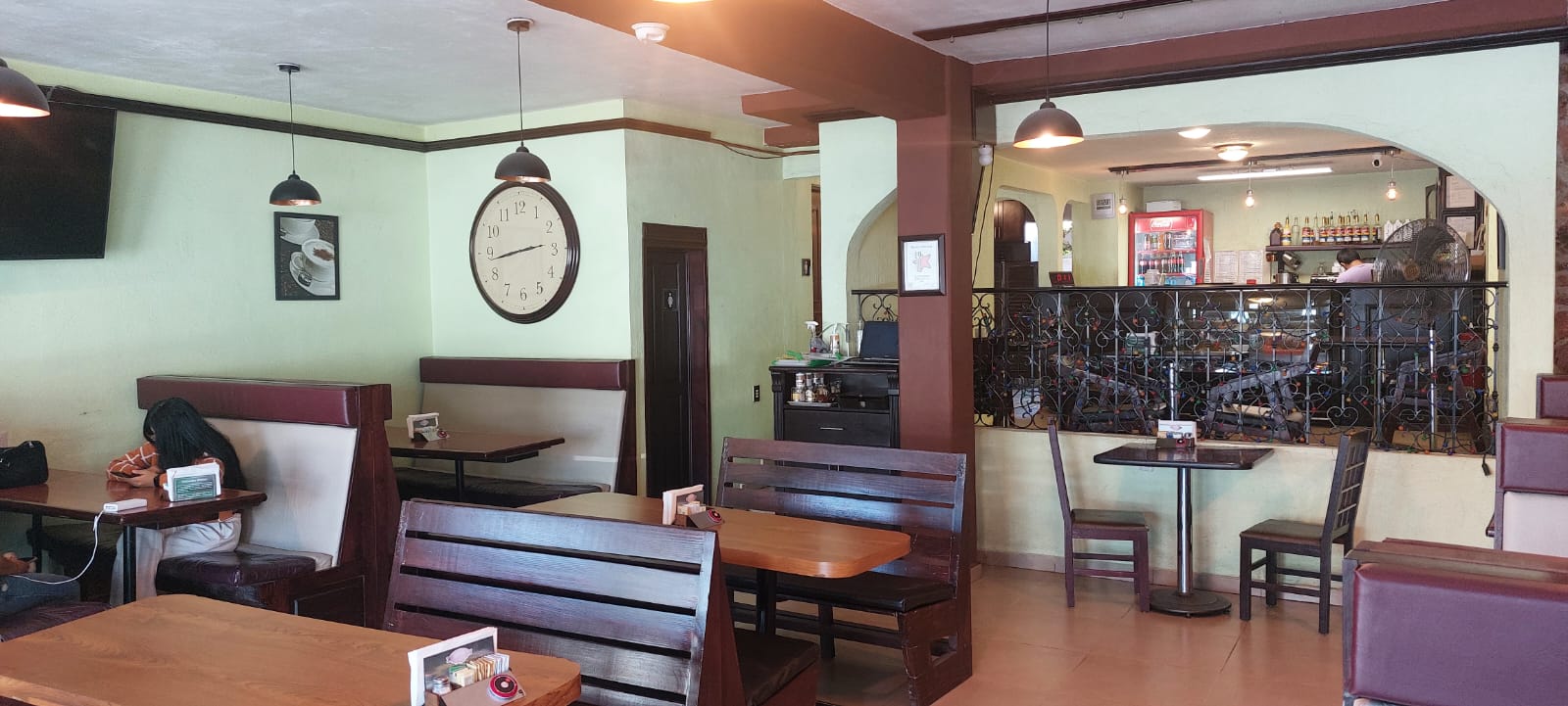 MONTE ESMERALDA CAFE