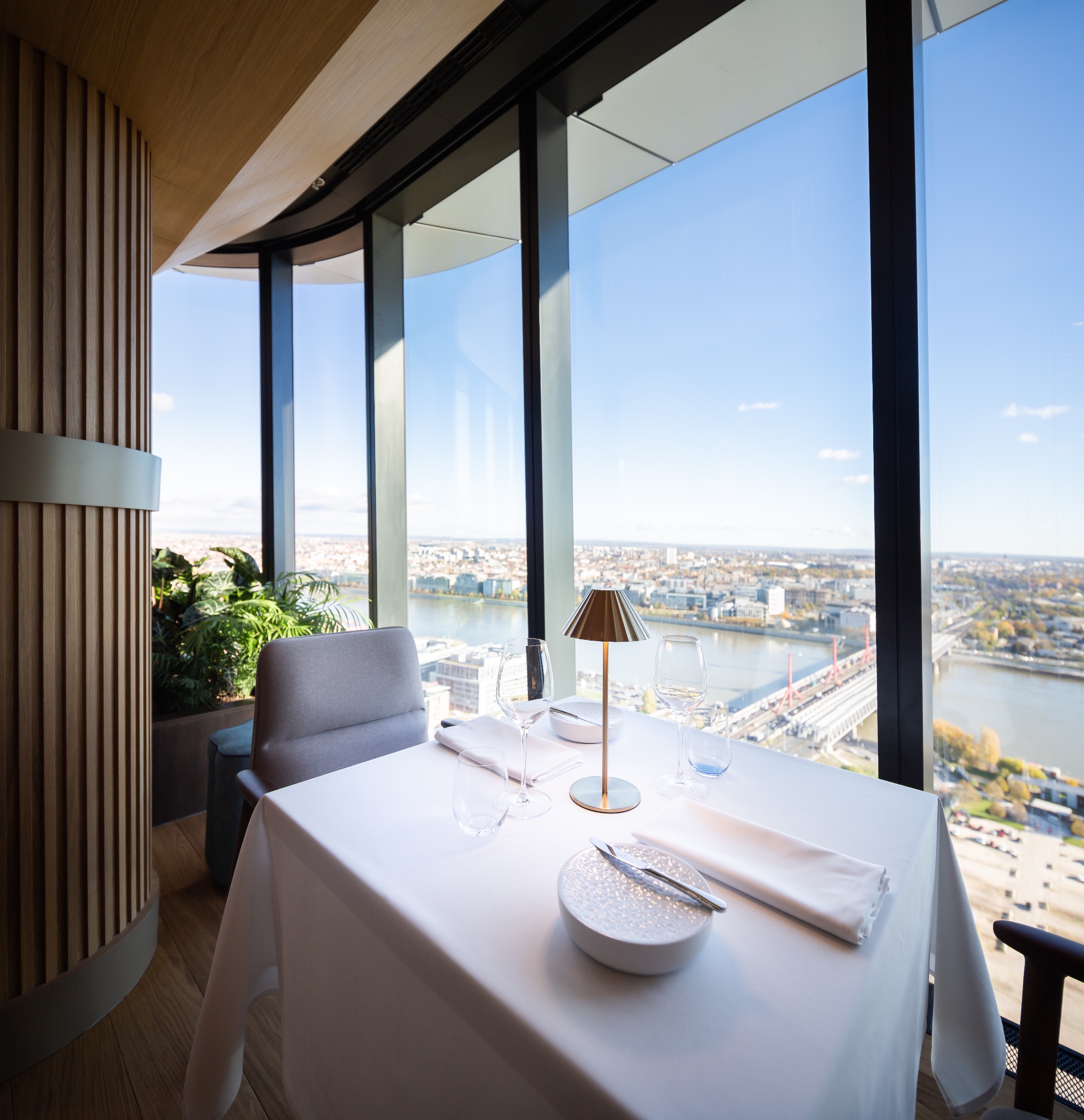 VIRTU Restaurant