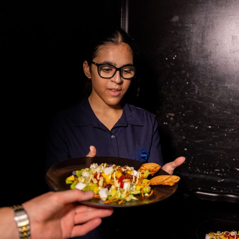 Ctaste, dine in the dark