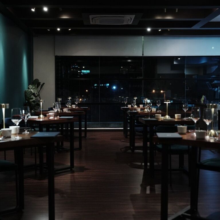 In Restaurant