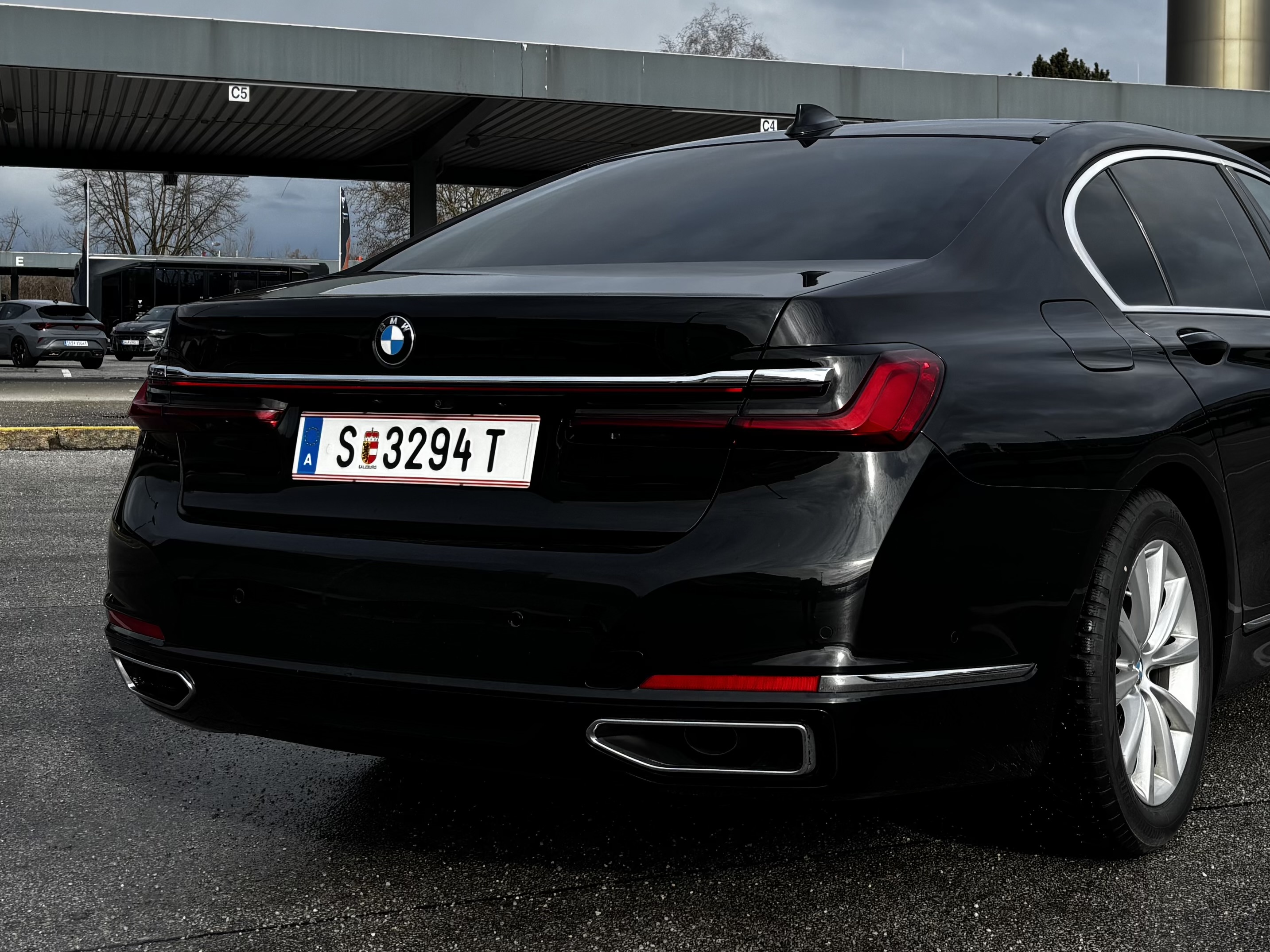 CC - Limousine &Taxi Service