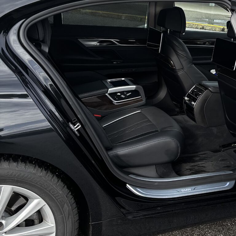 CC - Limousine &Taxi Service