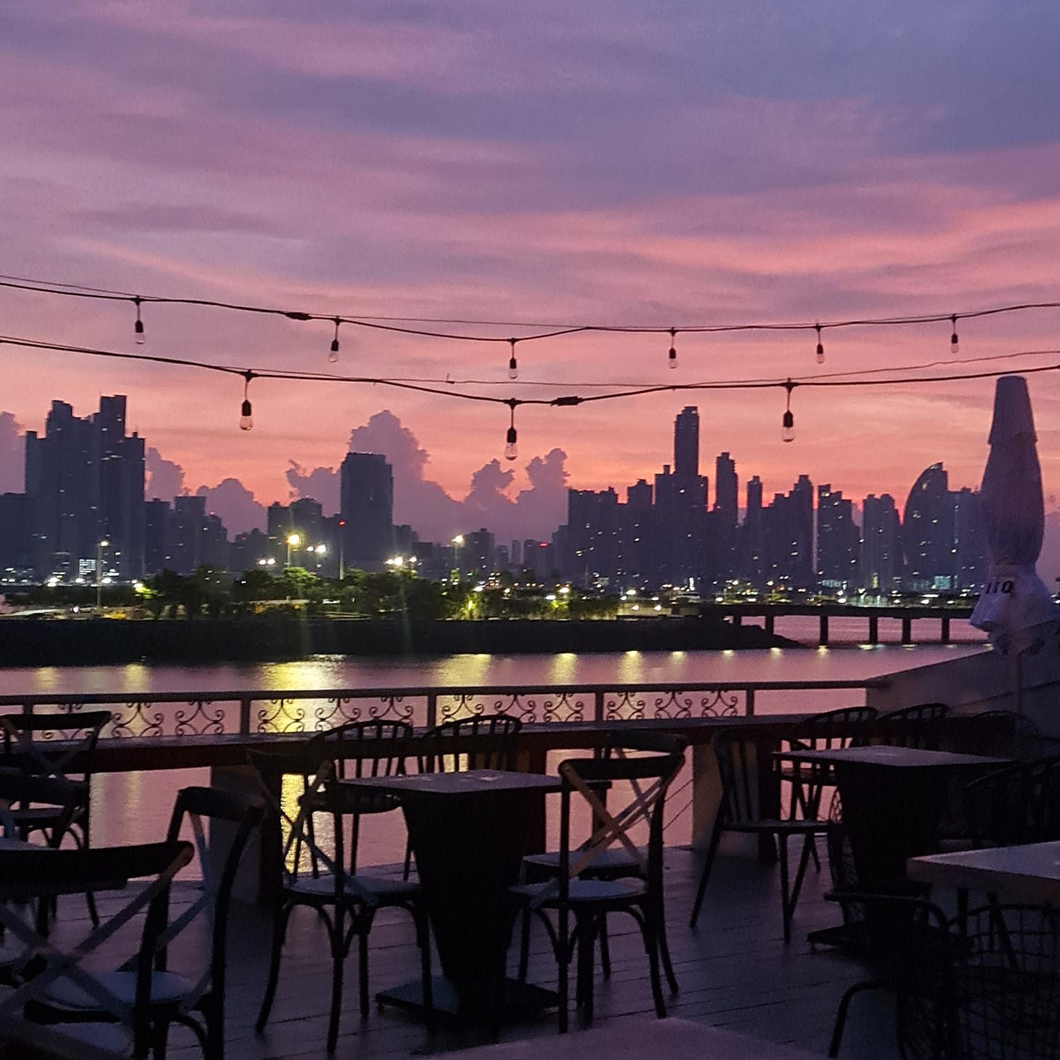 BarefootPanama Tours S.A.