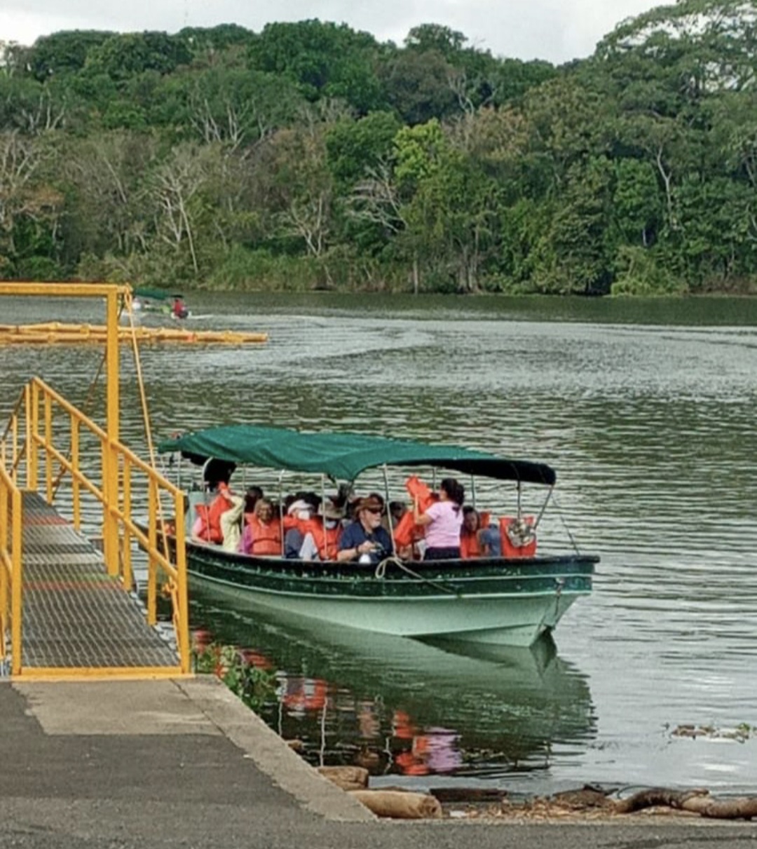 BarefootPanama Tours S.A.