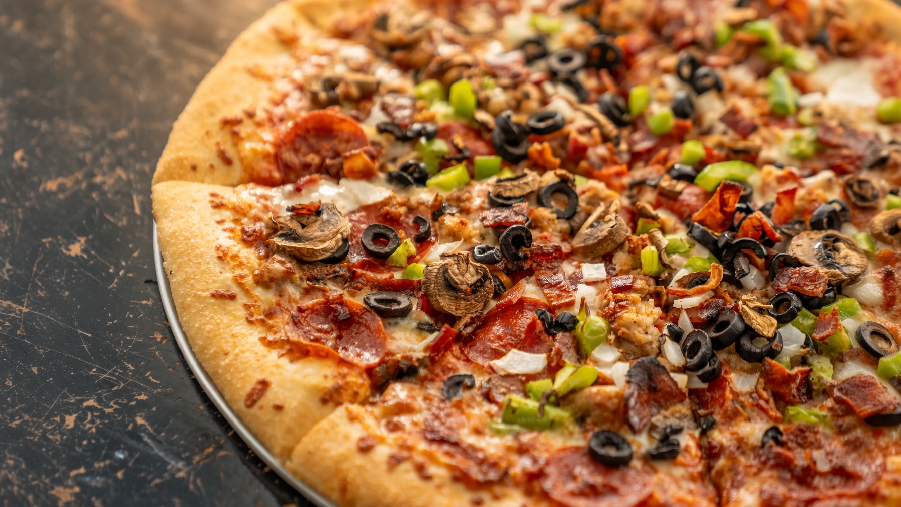 Mother Clucker's Pizza