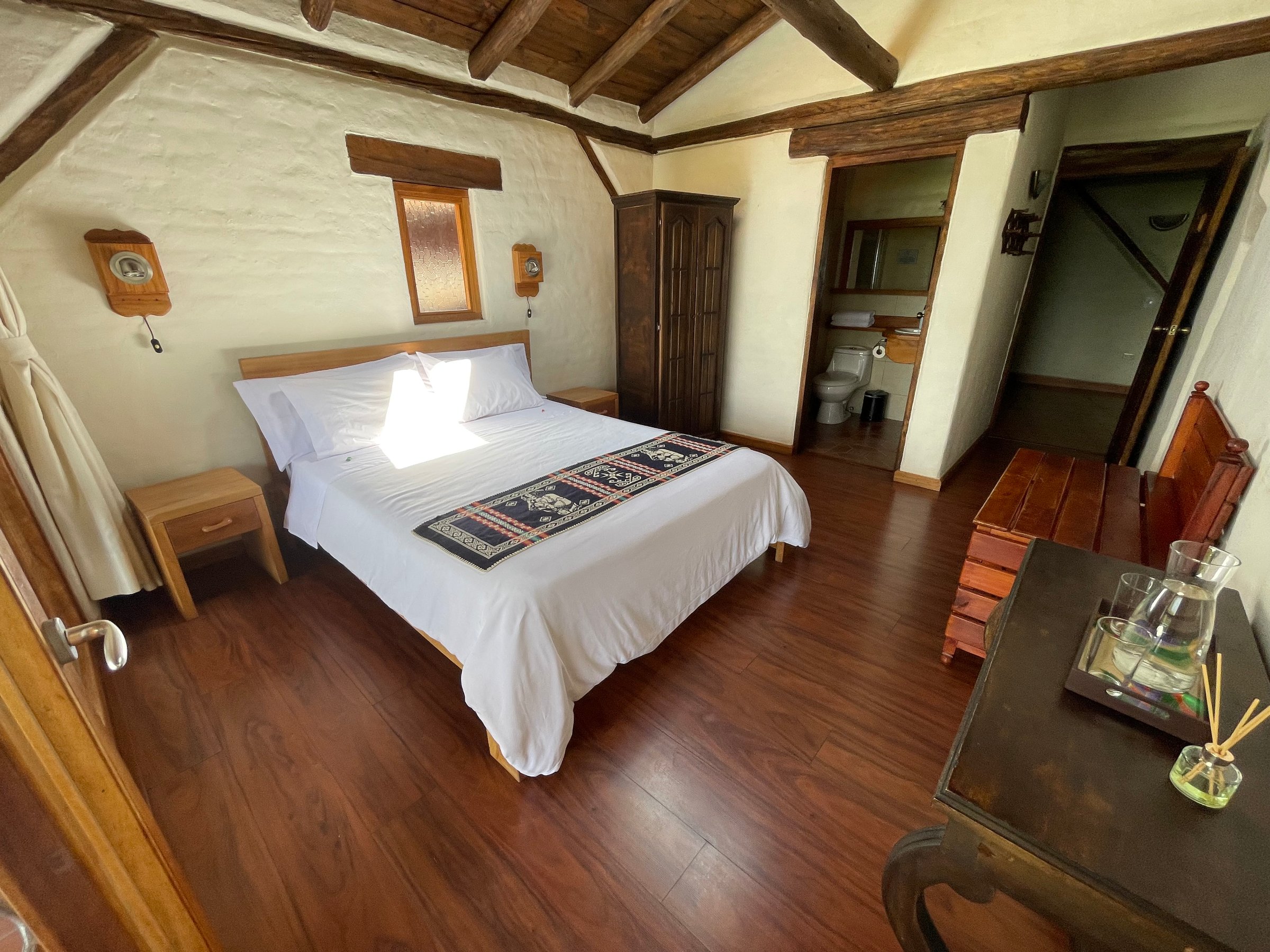 Ilatoa Lodge