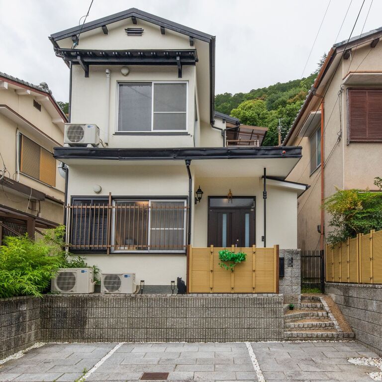 Sanroku 山麓
