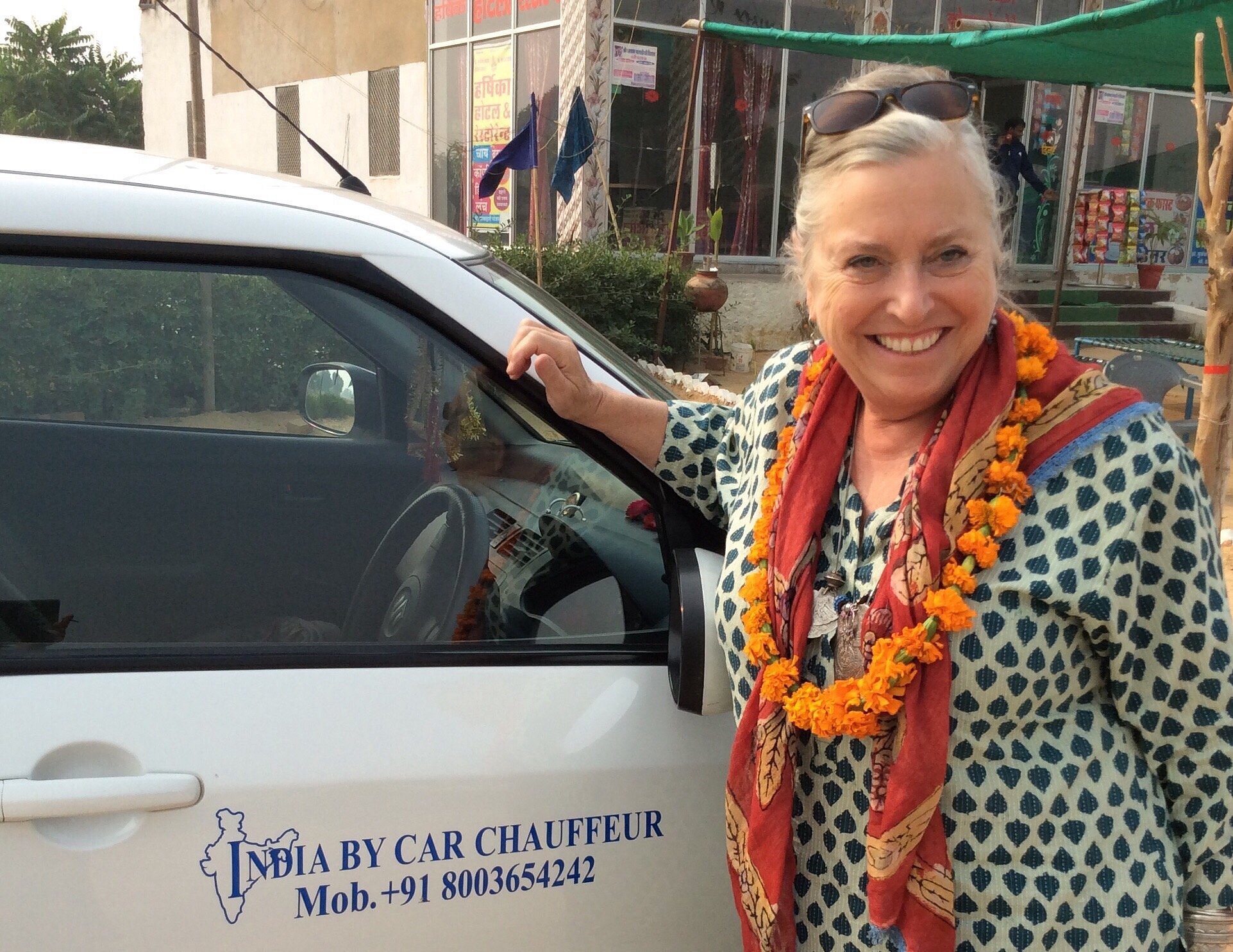 INDIA BY CAR CHAUFFEUR