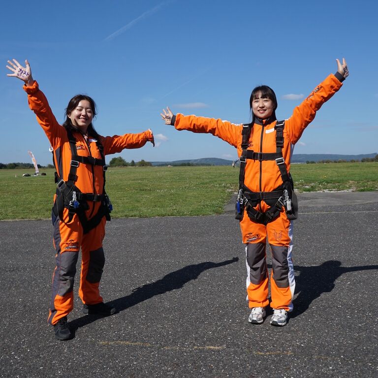 JUMP-TANDEM