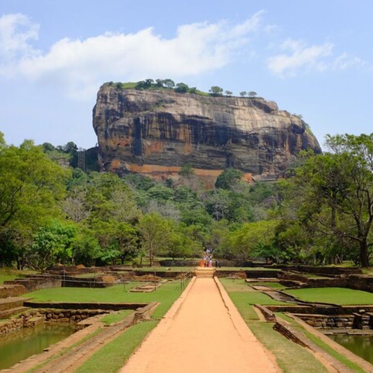 Destinations Plus Sri Lanka
