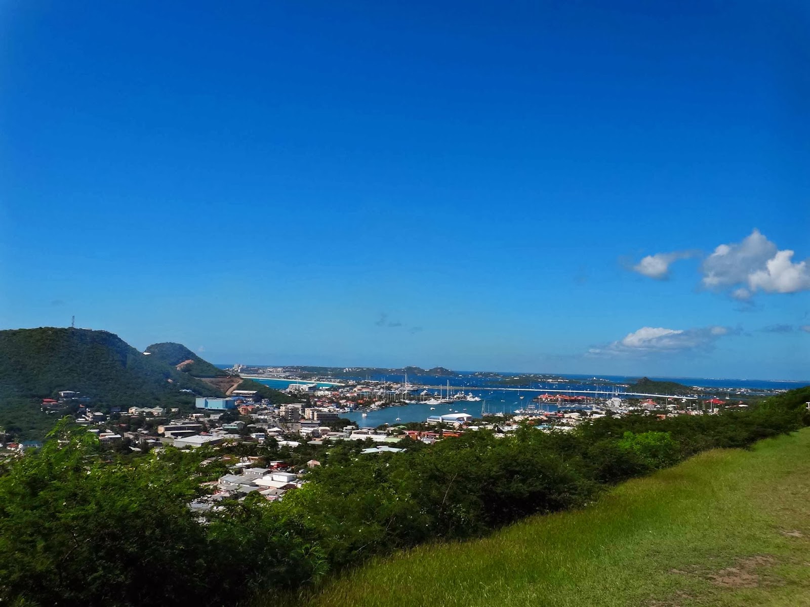 D & A TAXI SERVICE & TOURS