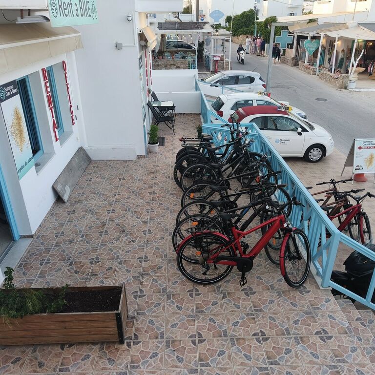 SUMMER CARS AND BIKES NAXOS