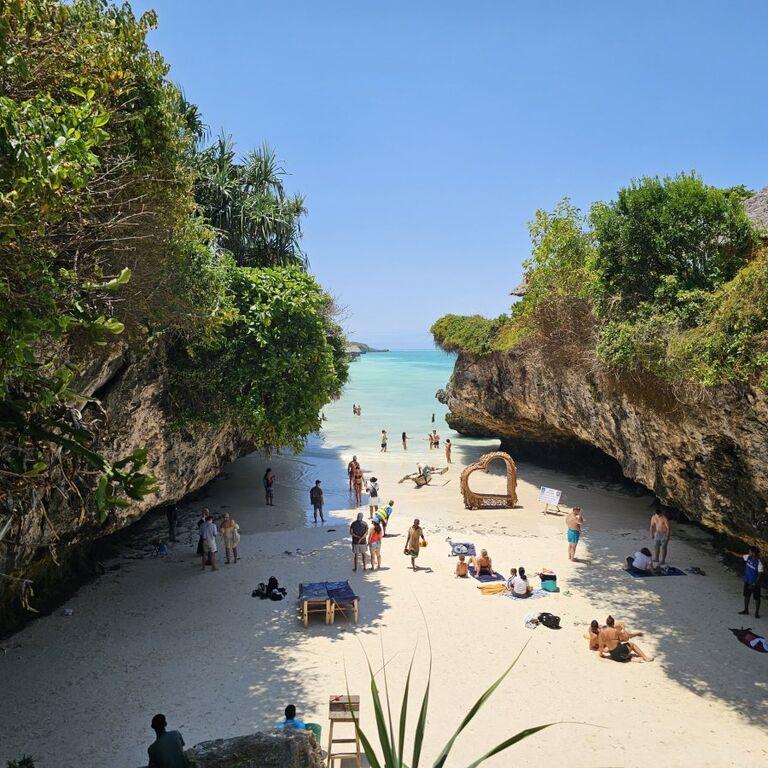 Island Routes Tours