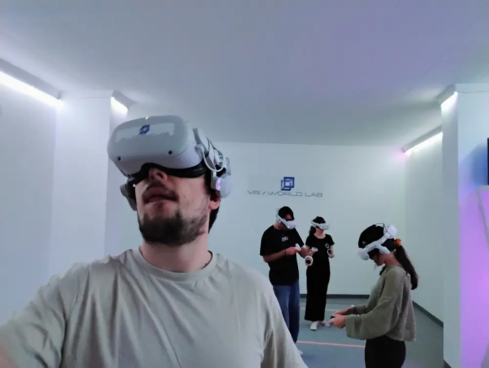 VR World Lab