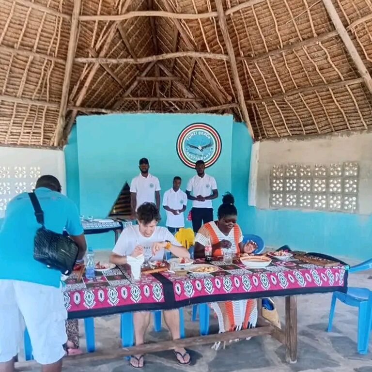FUNZI Beach restaurant