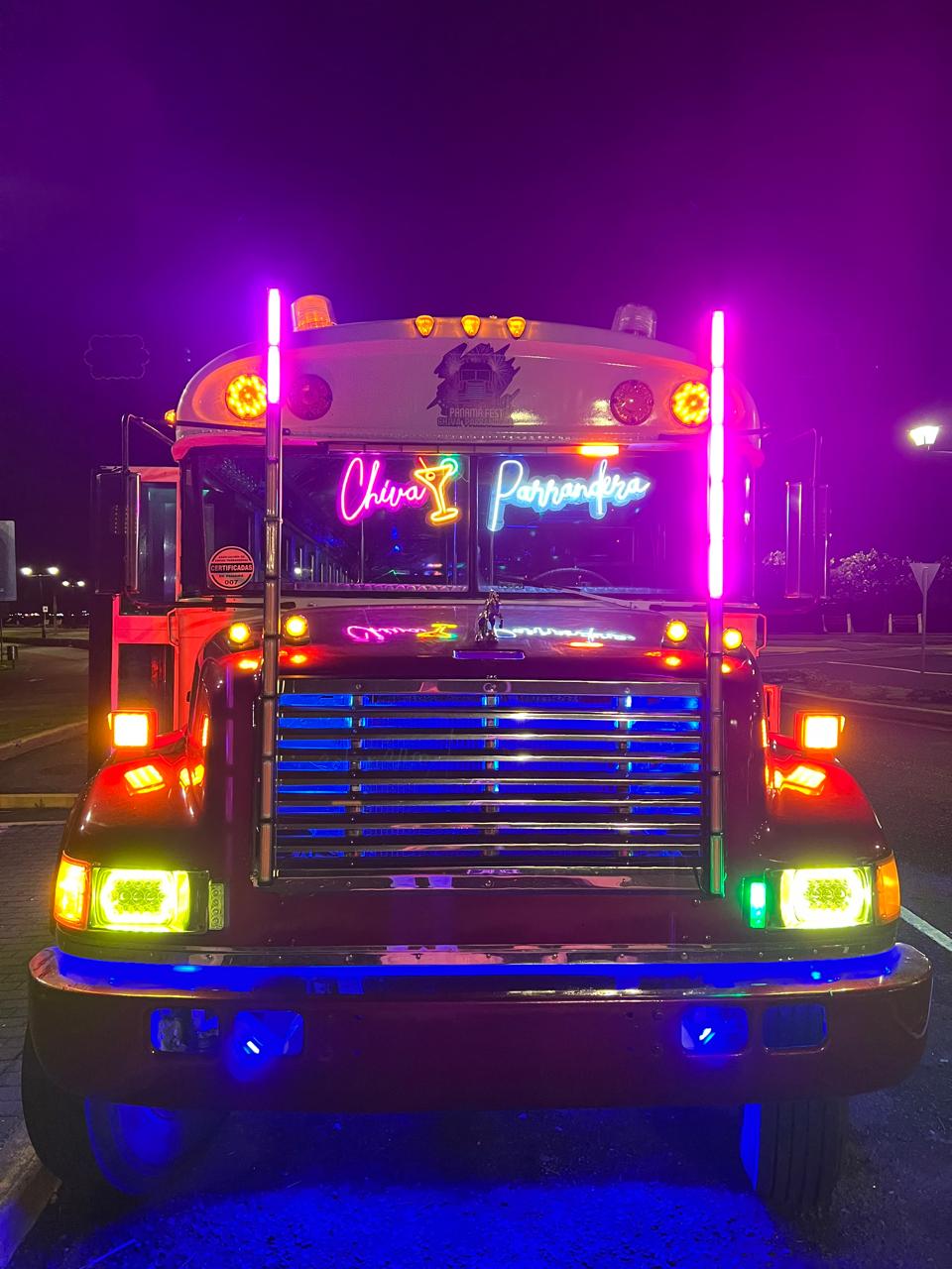 Chiva Parrandera Panamafest