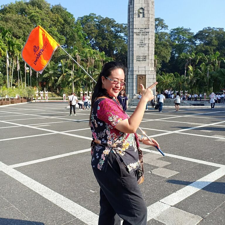 Vinnie Low Malaysia Tour Guide