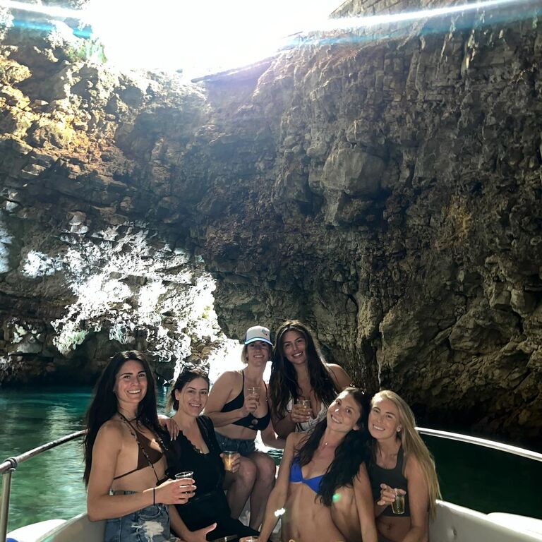 LaMarinaBoat - cave experience