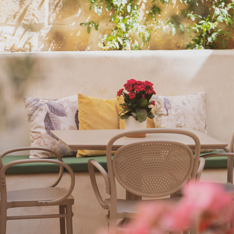 Maria Rosa Suites