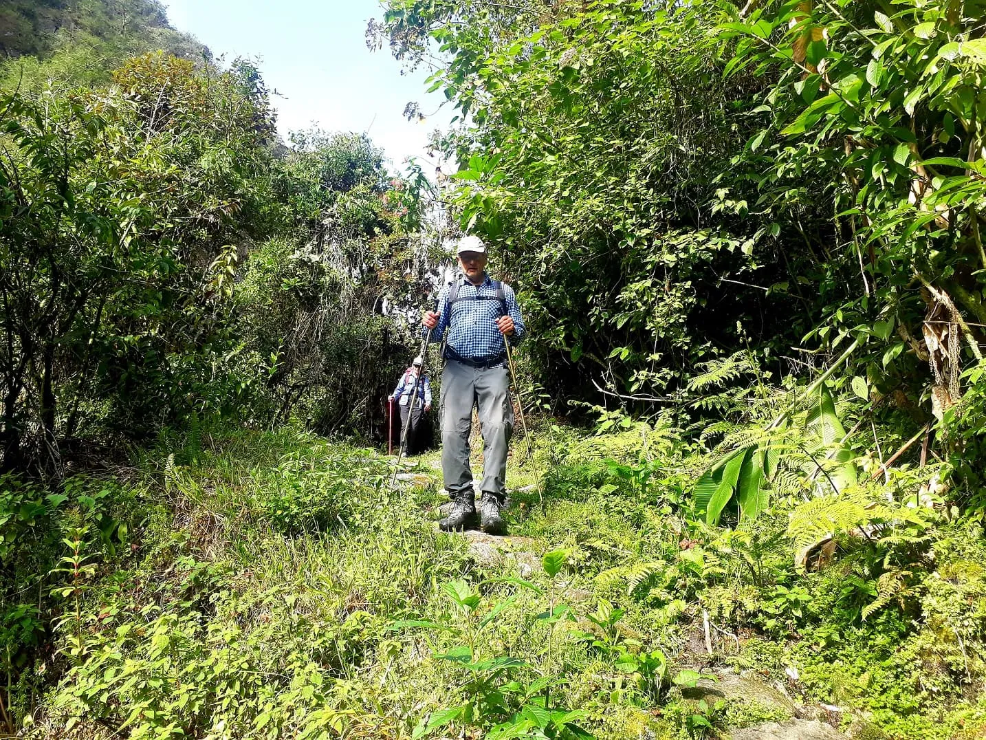 ANDEAN PEAKS BOLIVIA