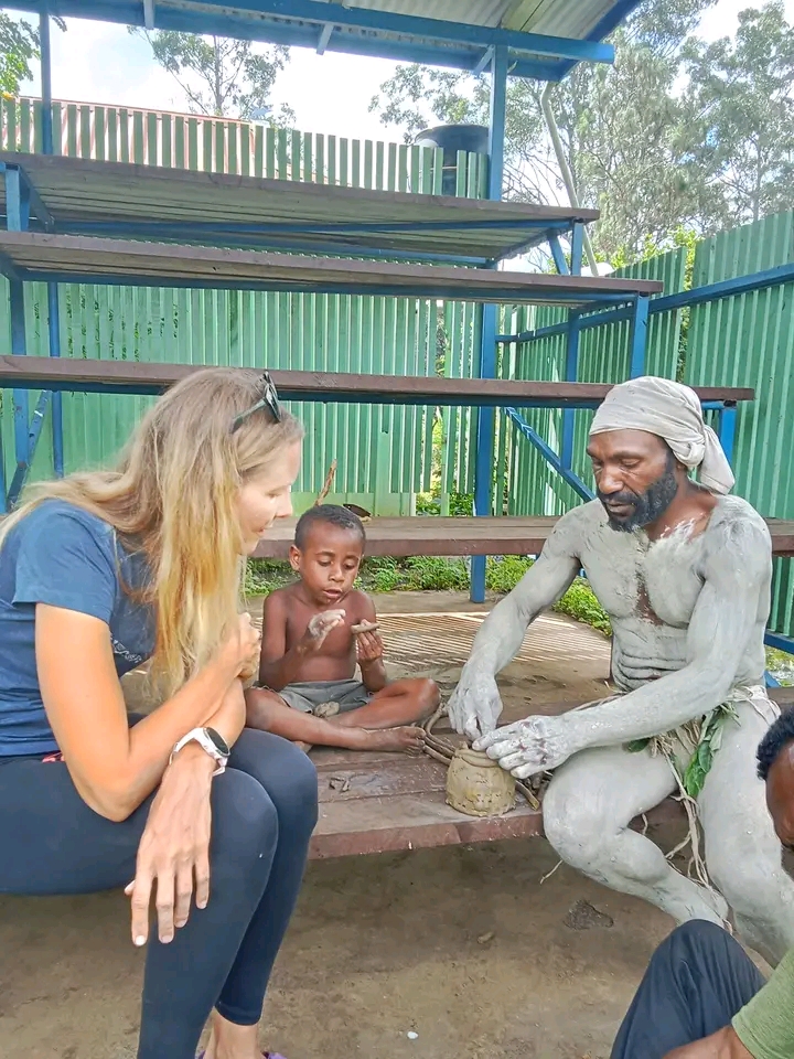 Papua New Guinea Local Tours