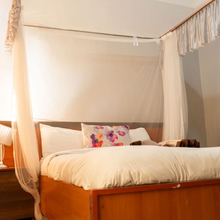 Blissful lily lodge