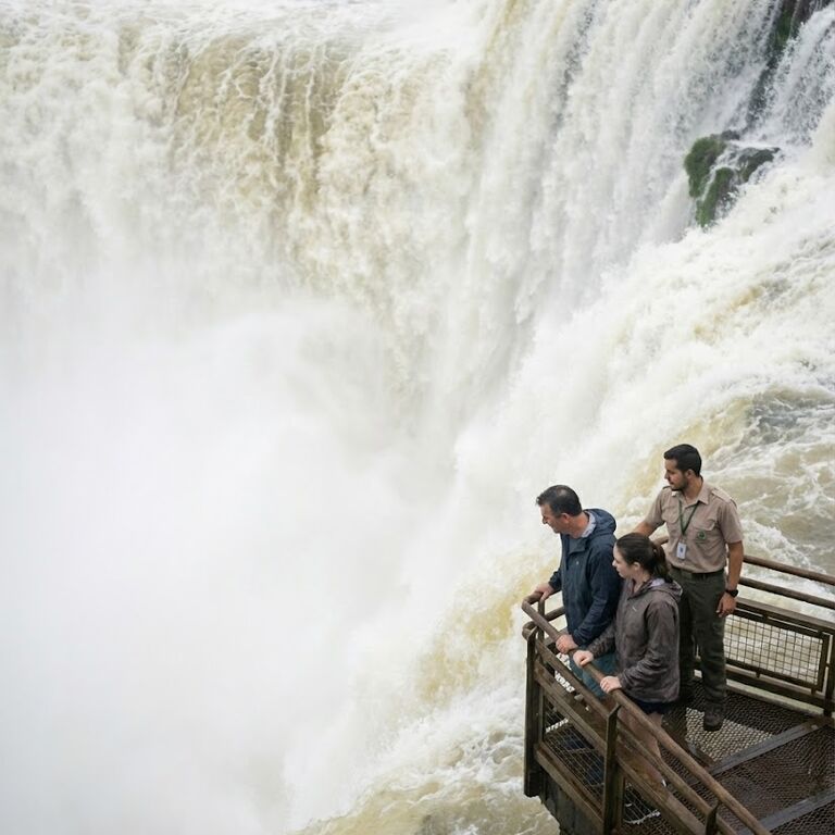 Iguassu Falls: Brazilian-Argentinian Sides in 1 Day Hotel Pickup