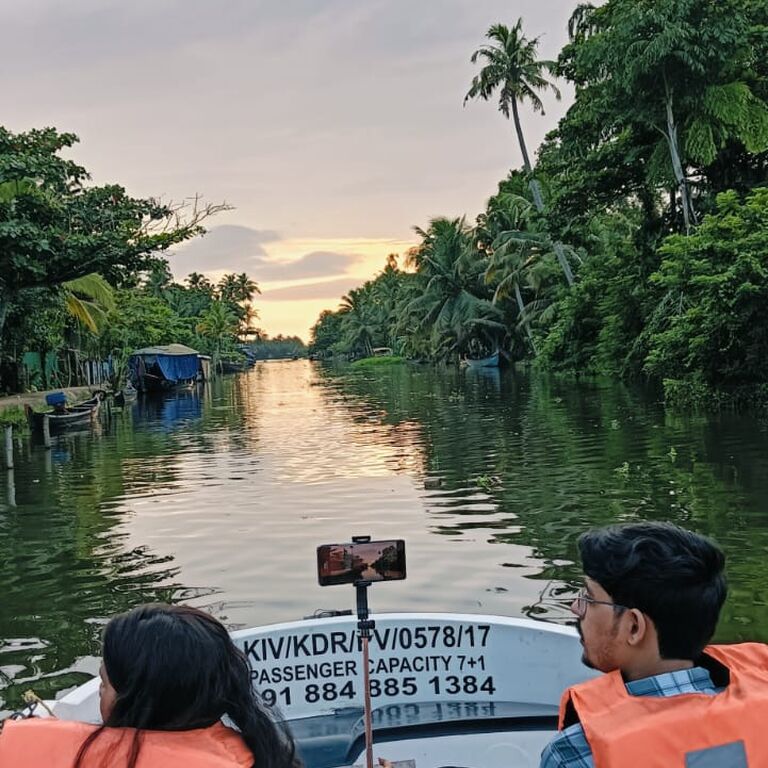 Shikara Boat Tour Alleppey Backwater Fantastic Boat Cruise