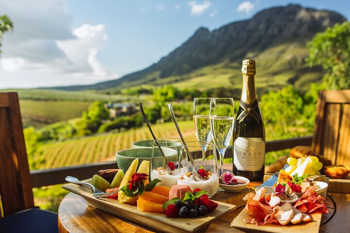Private Stellenbosch and Franschhoek Wine Tasting Tour with Lunch