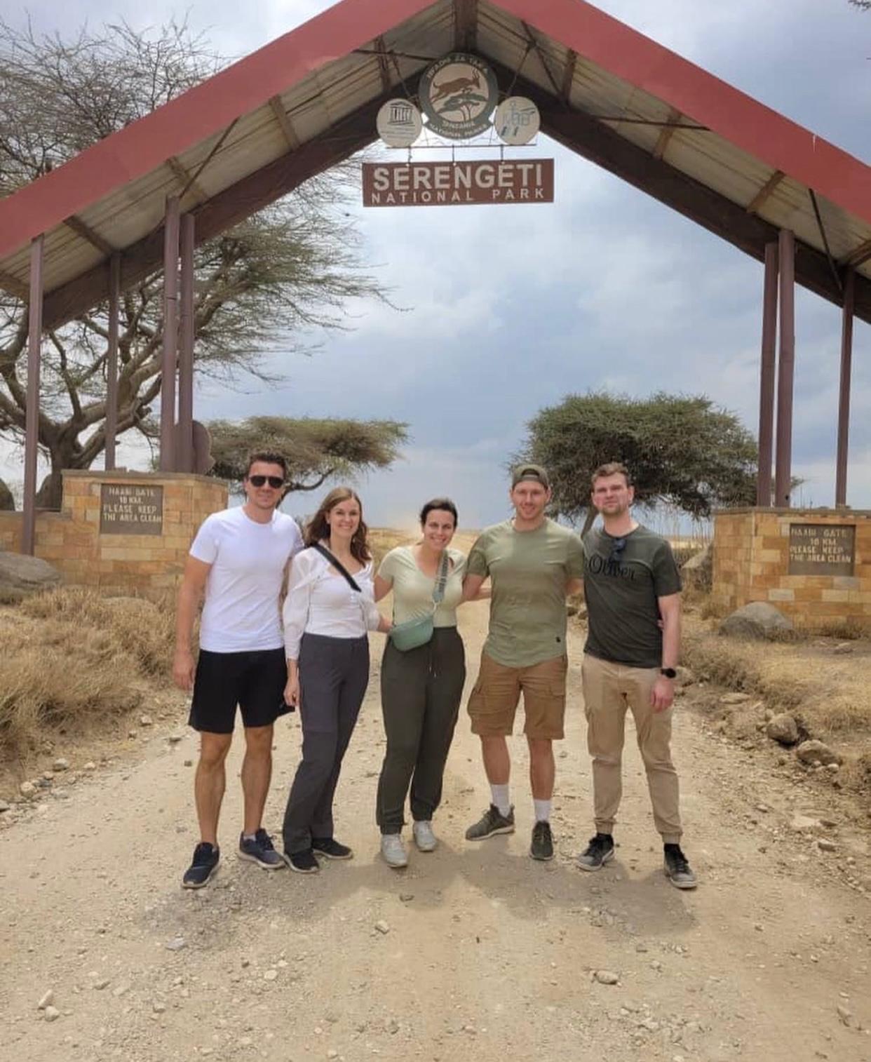 EXPEDITION WILD AND NATURE SAFARIS