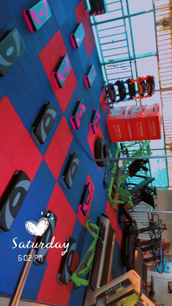 Super Paradise Hotel