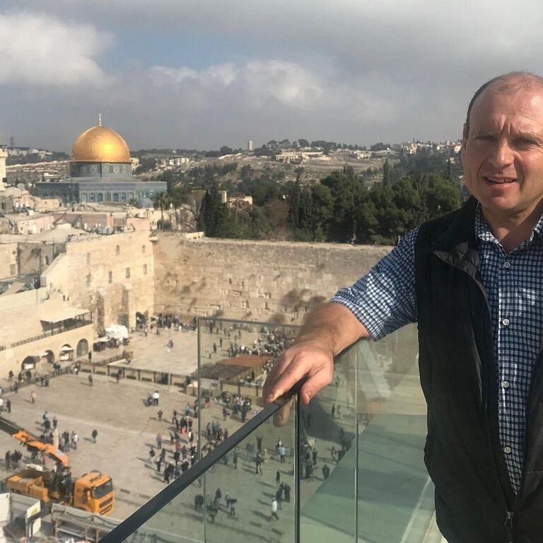 Ilya Pevzner Tour Guide Israel