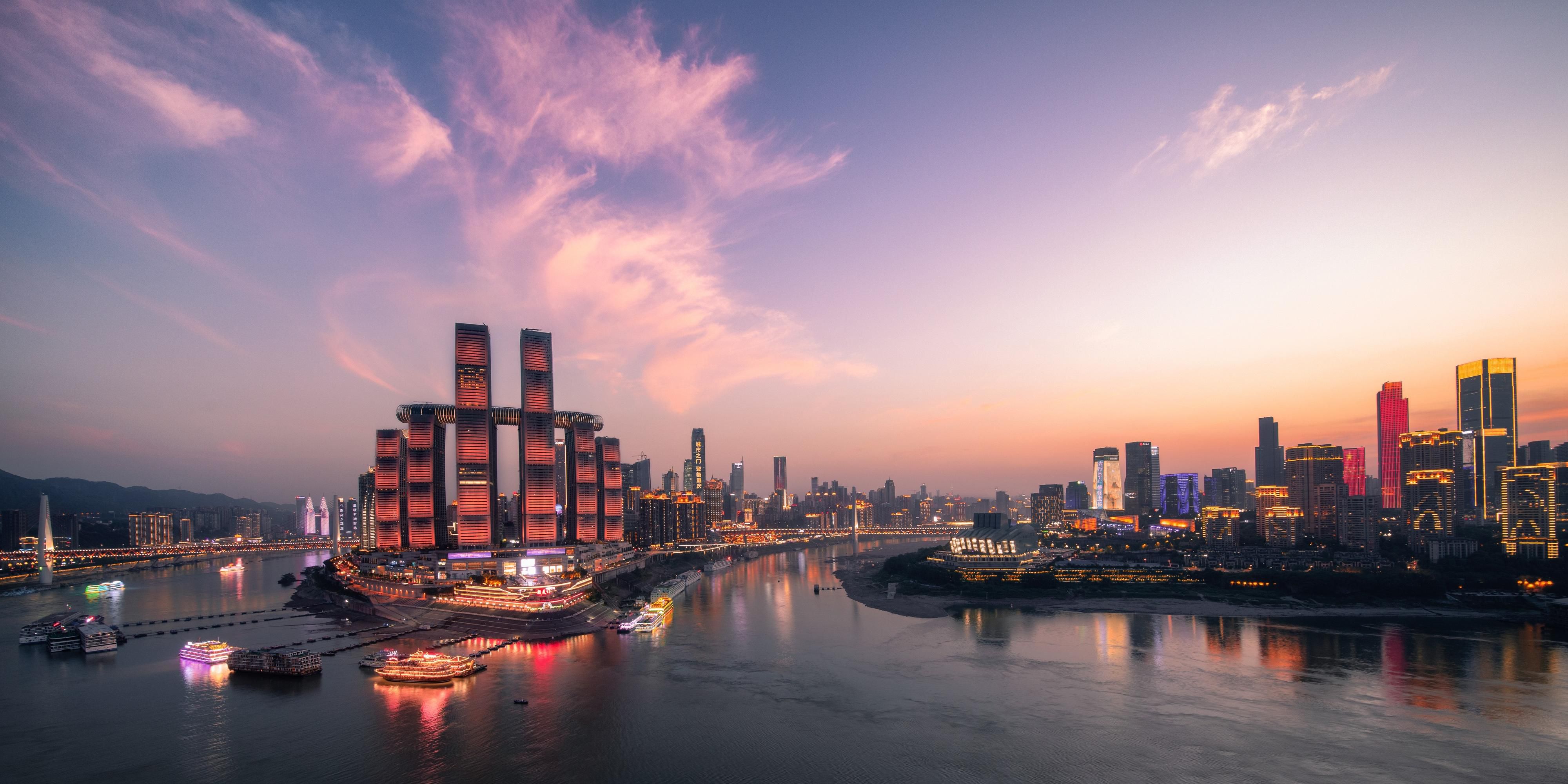 Chris Tang Chongqing Tourservices