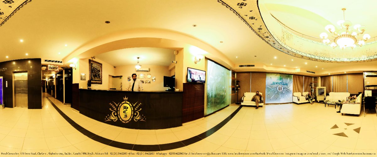 Hotel Crown Inn