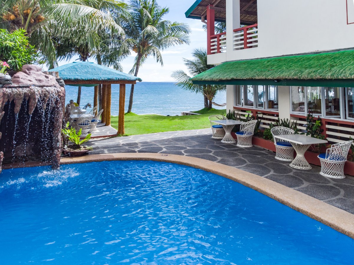 BADLADZ Beach Resort