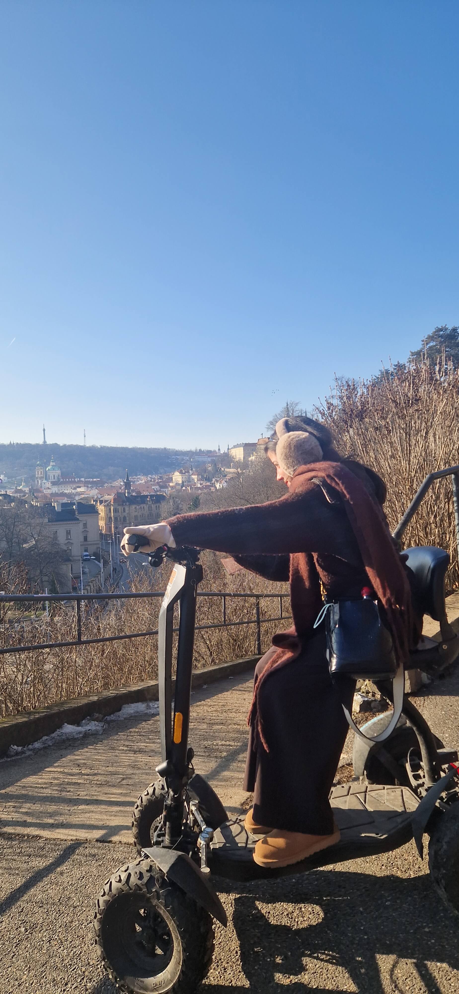 scooter tours prague