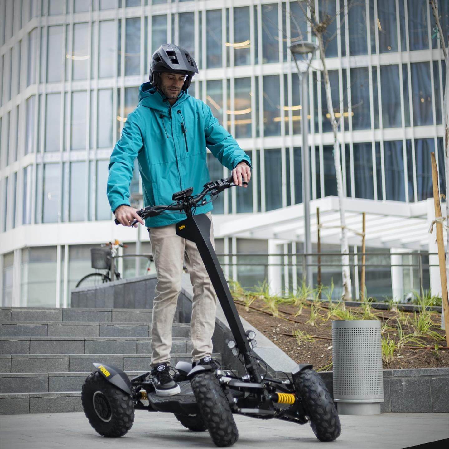 scooter tours prague